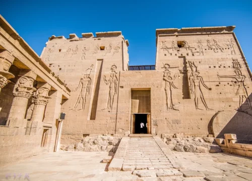 Private Day Tour High Dam, Philae Temple and unfinished Obelisk